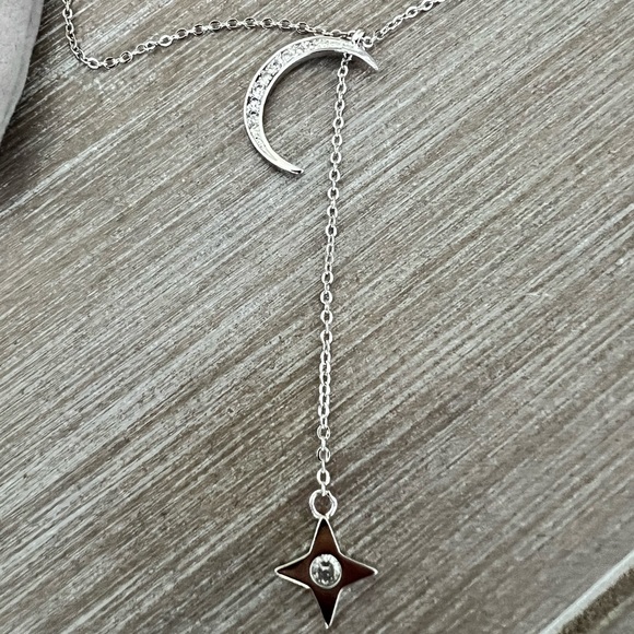 NEW Lili Claspe Rope the Moon Lariat Necklace Silver - Picture 4 of 9